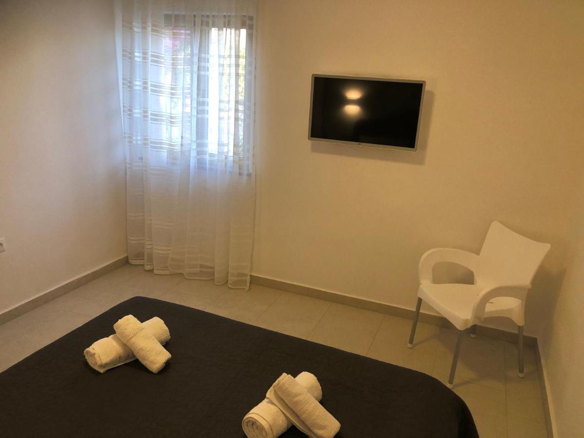 Kris Apartment Porec Esterno foto